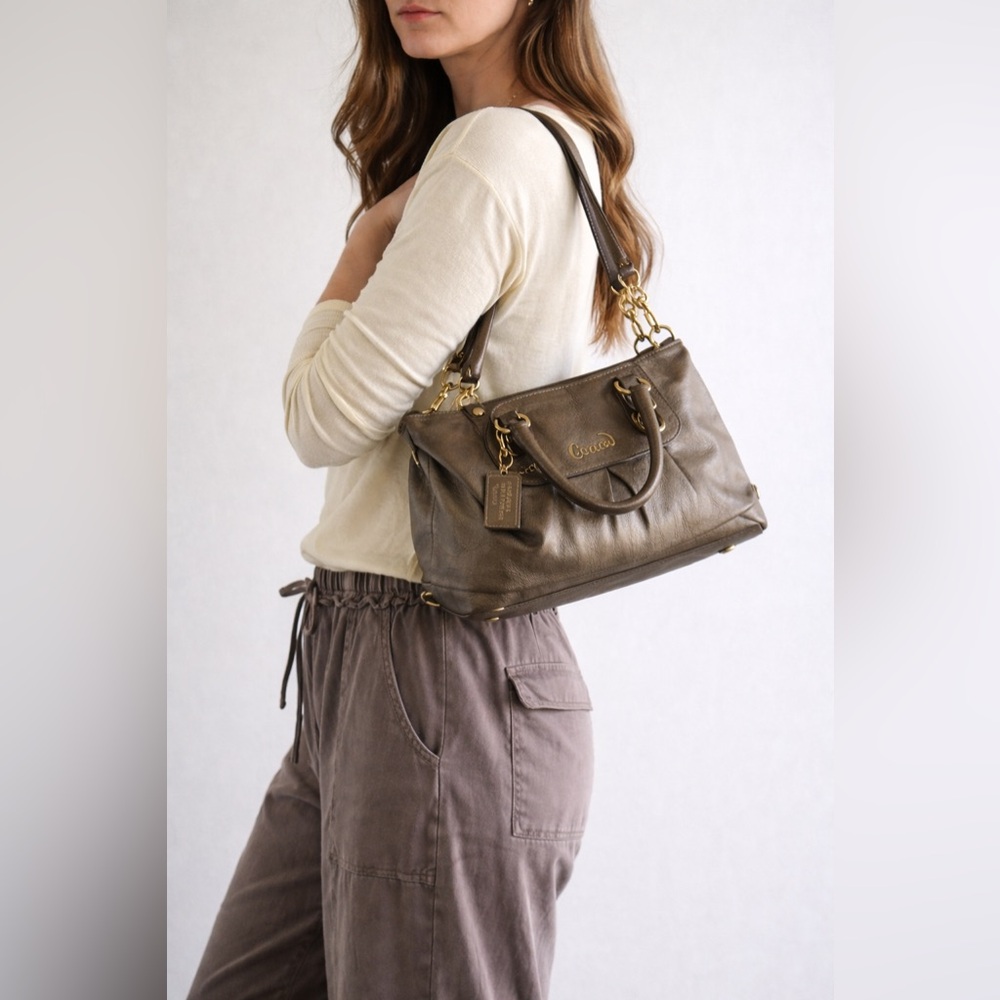Coach ASHLEY Leather Satchel
Metallic Bronze / Gunmetal